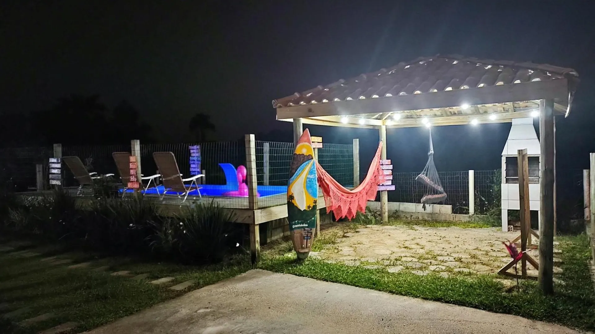 Appartamento Caminho Das Dunas Praia Do Rosa- Mini Casa Em Container